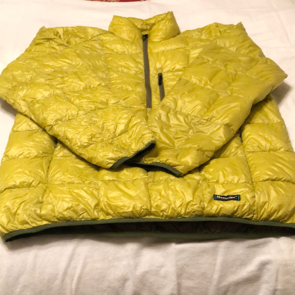 New men’s XXL MOOSEJAW MOUNTAINEERING 1/4 Zip Down Pullover. NWOT